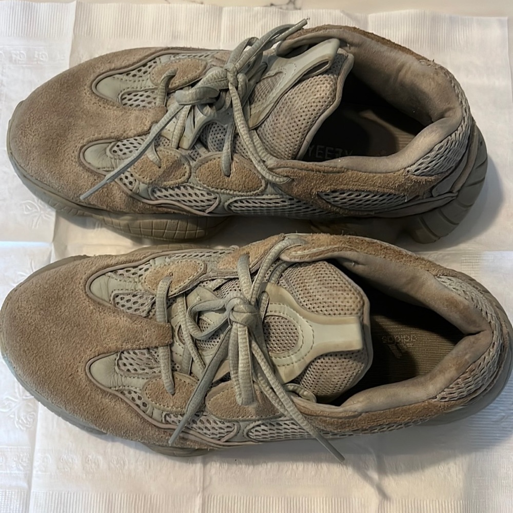 Barely worn Yeezy Adidas 500s